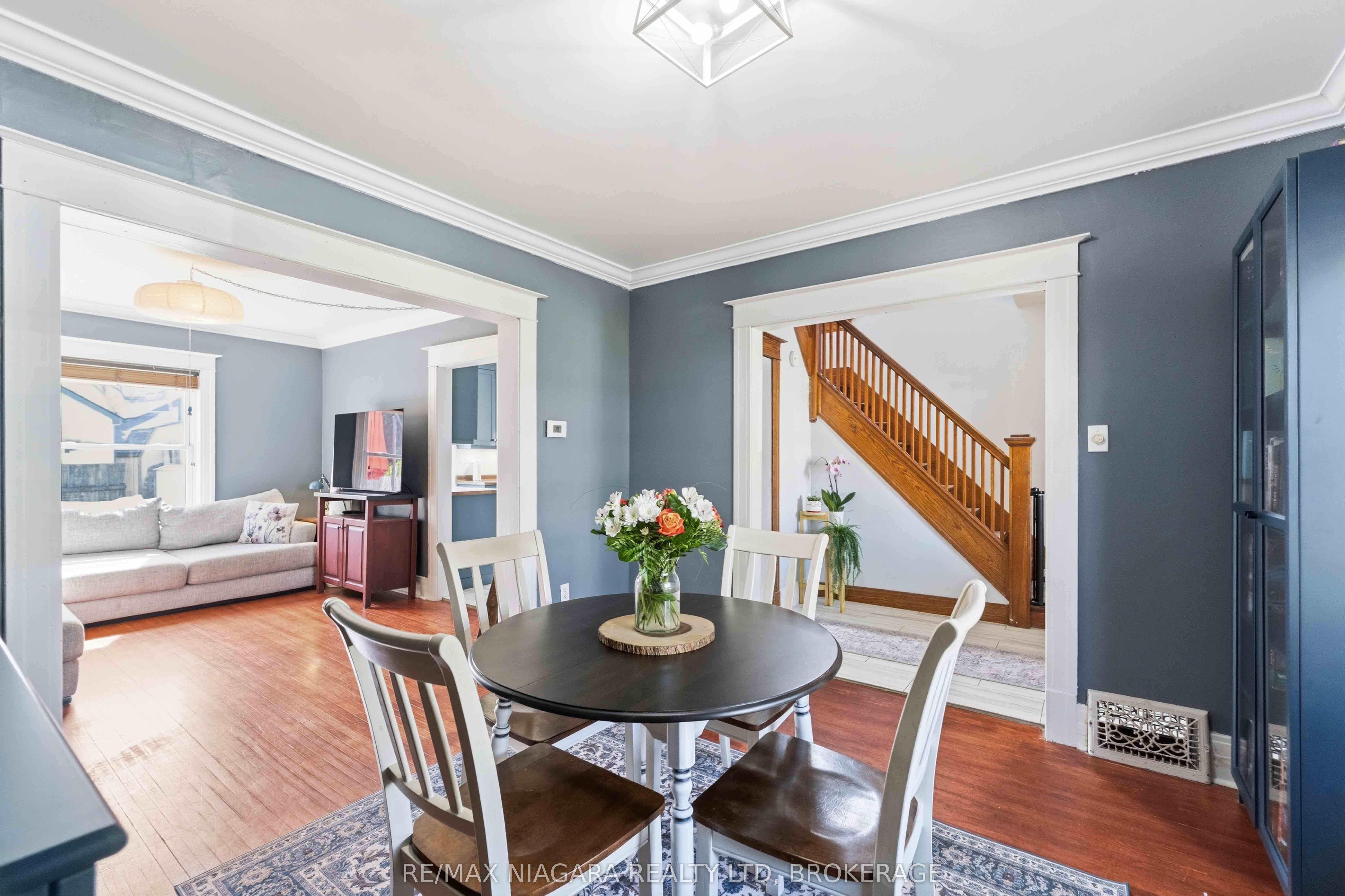 52 Berryman Avenue