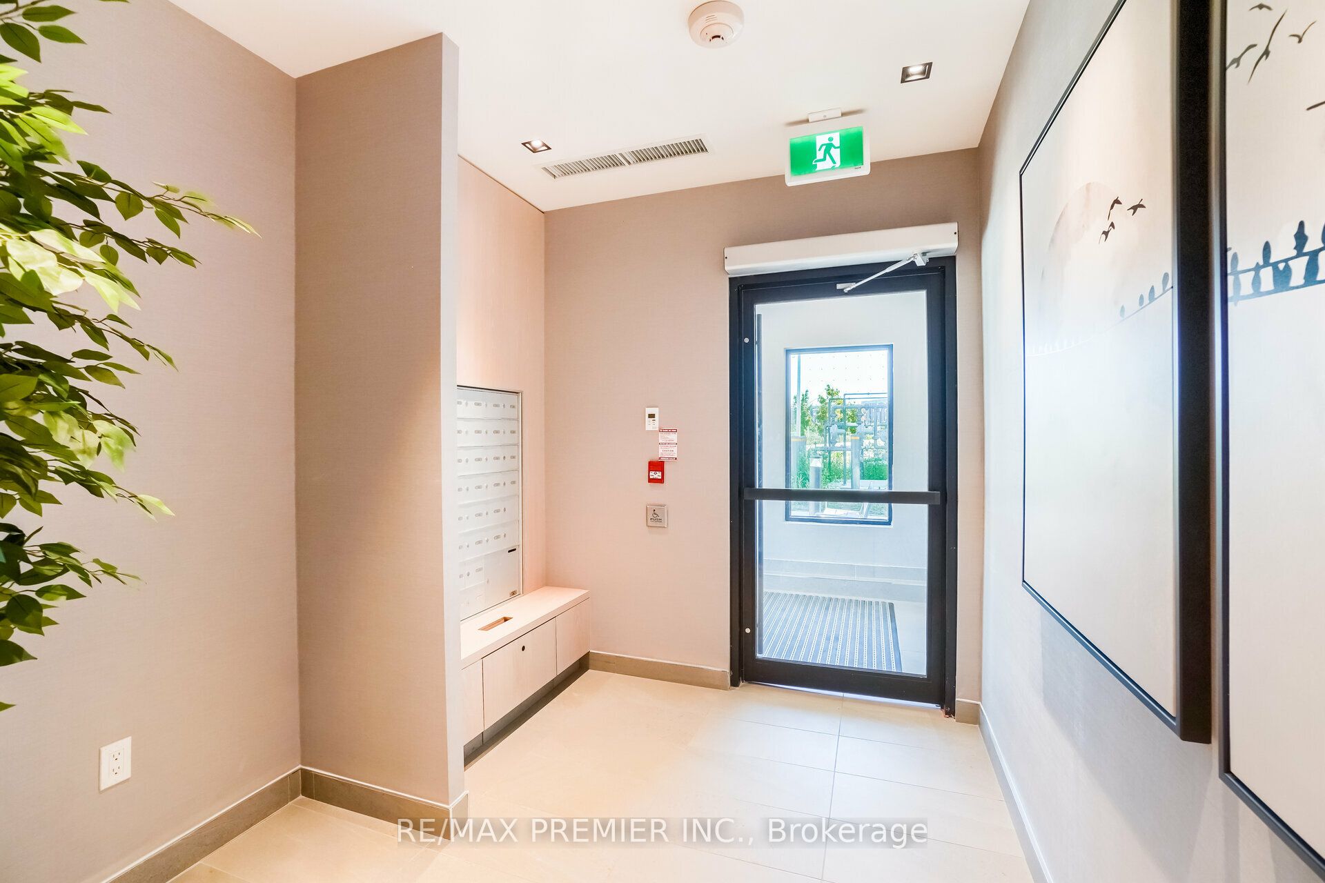 155 Downsview Park Boulevard 116