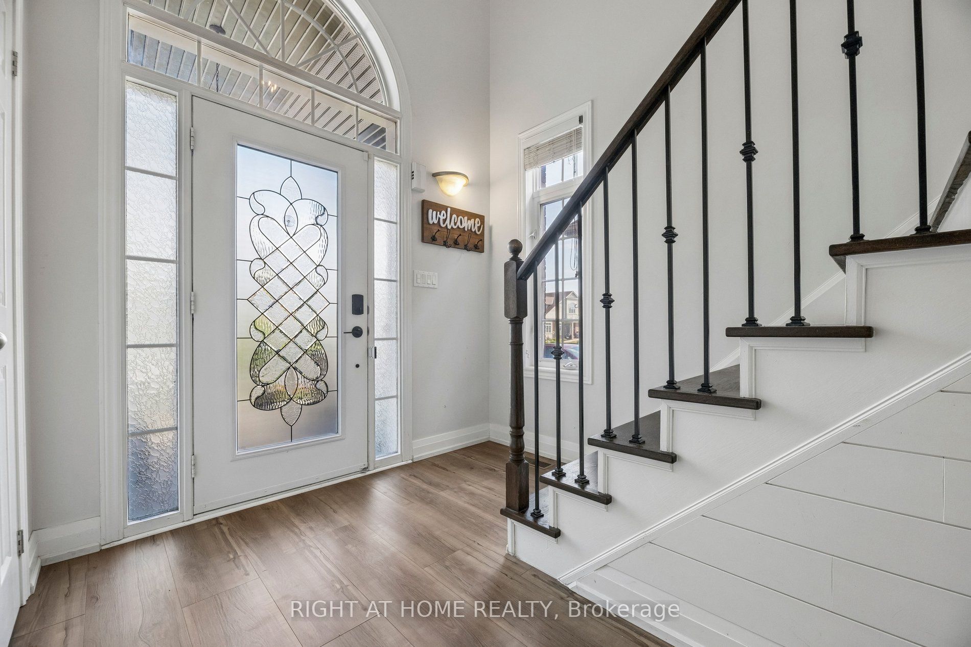 99 Hockley Avenue