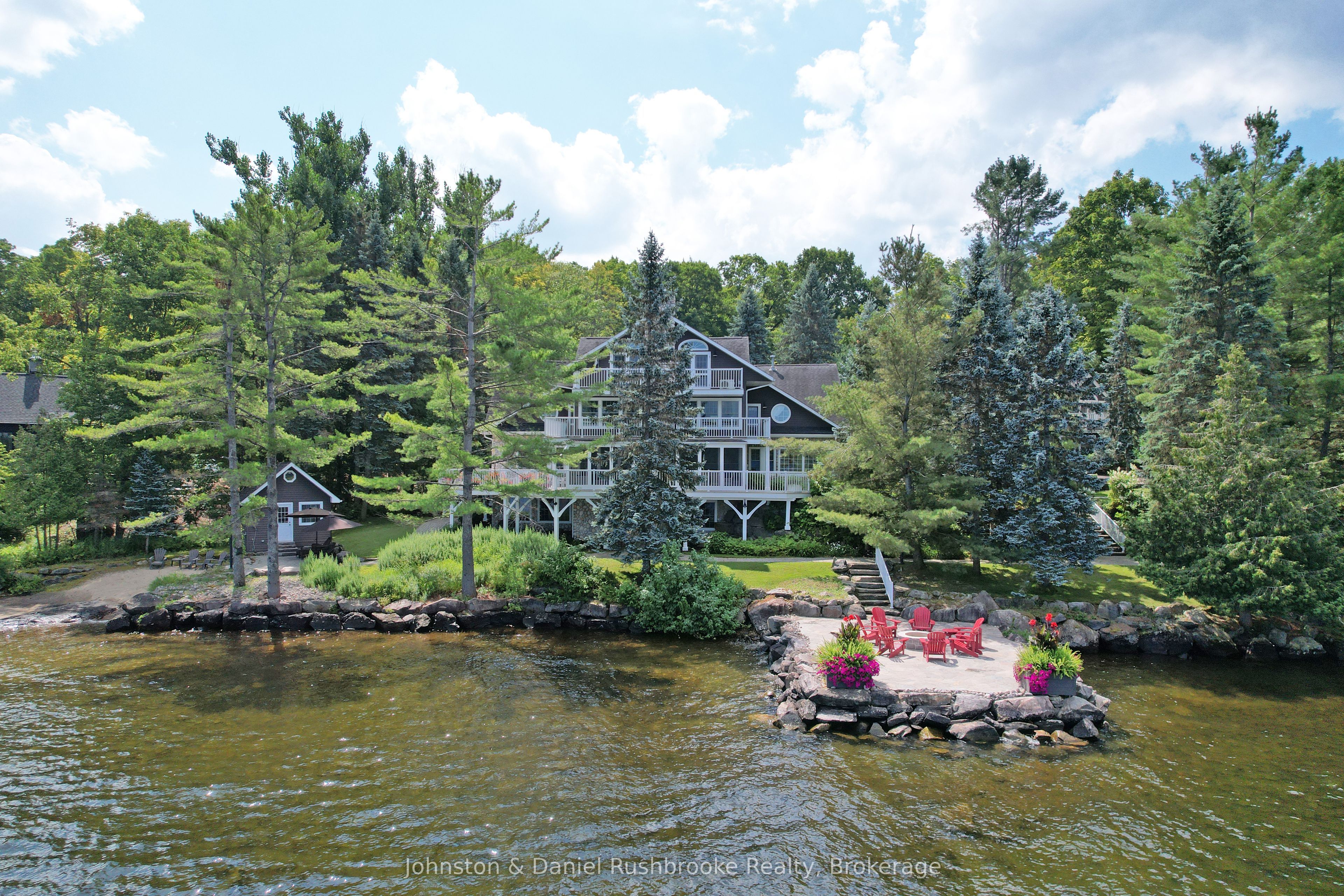 1167 Armstrong Point Road 9