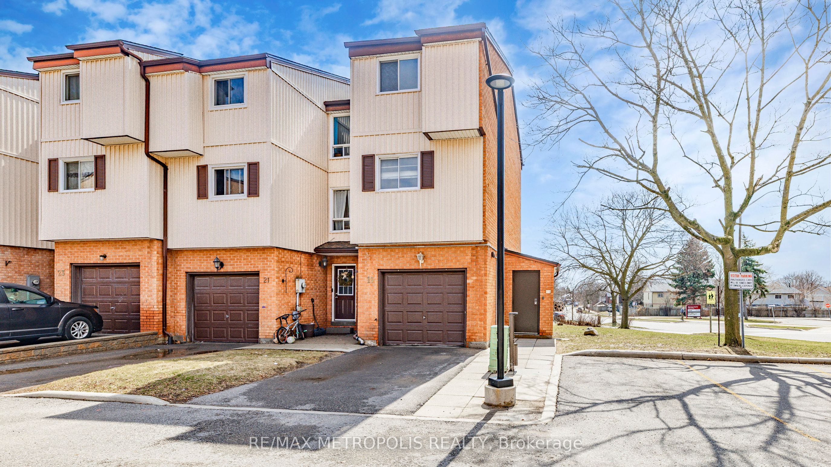 601 Galahad Drive 19