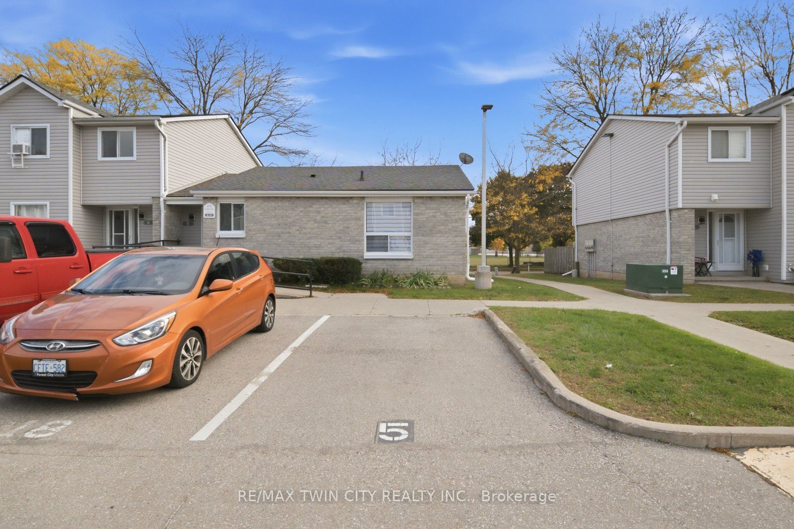 492 Grey Street 5