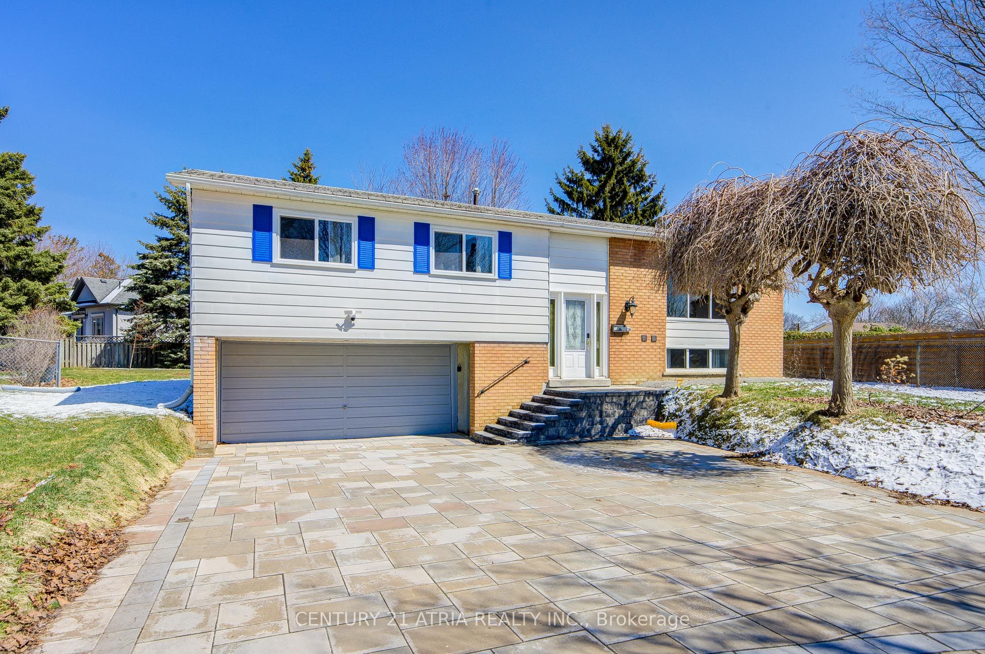 31 Sir Caradoc Place