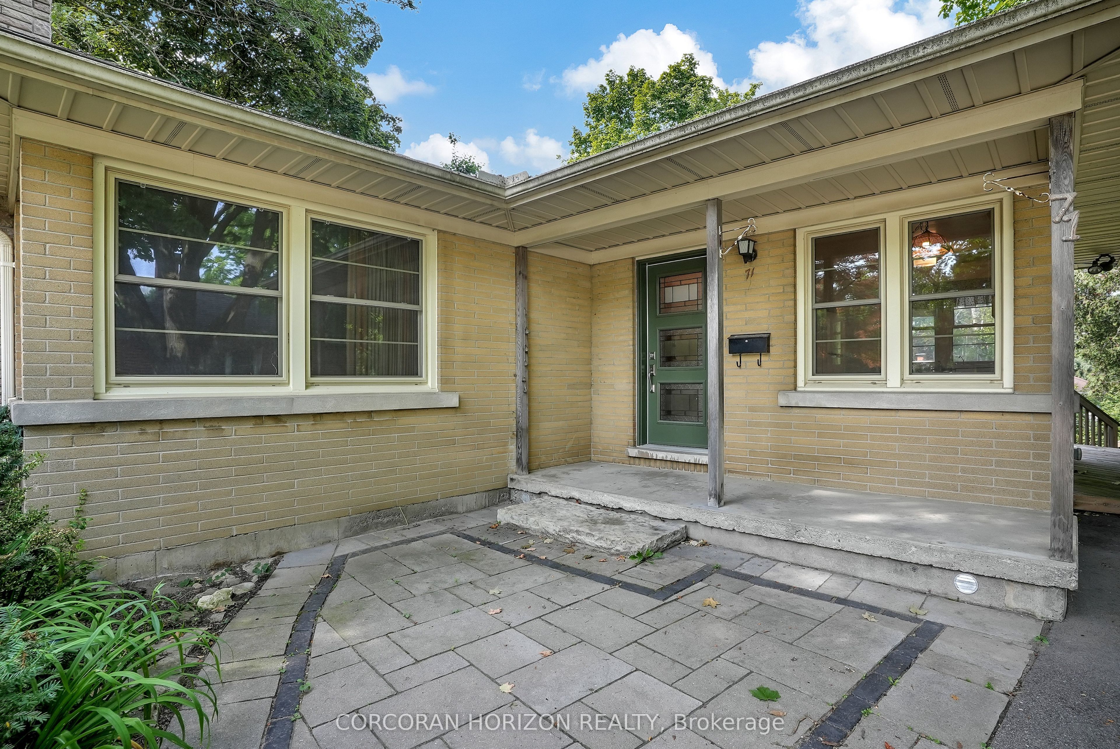 71 Melbourne Crescent