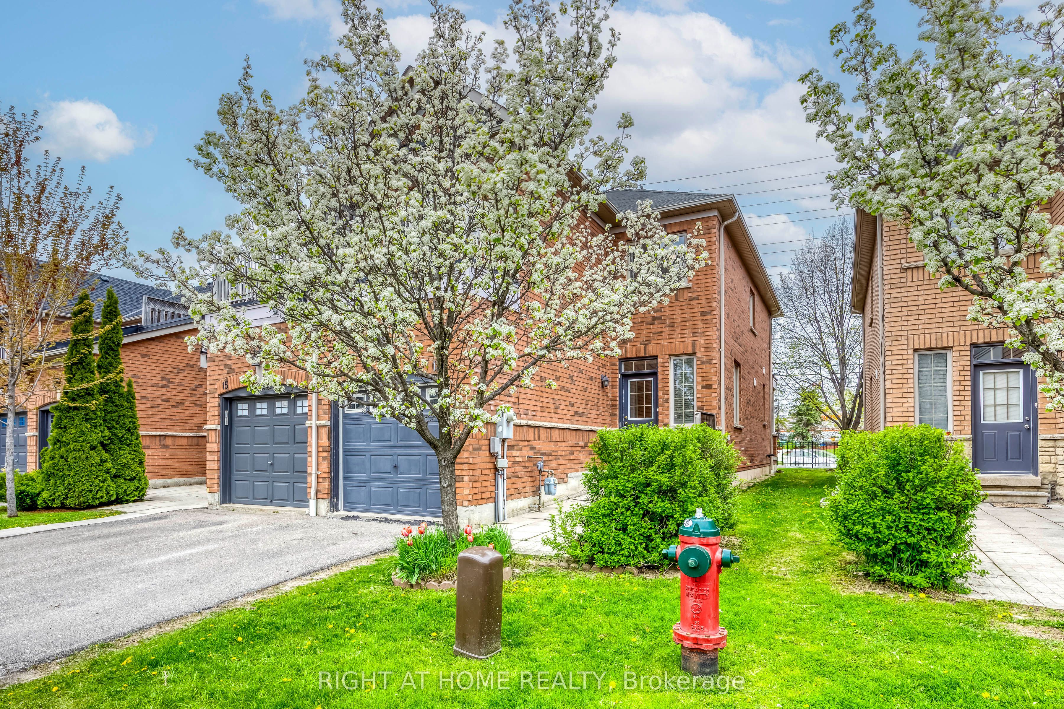 1015 Galesway Boulevard 13