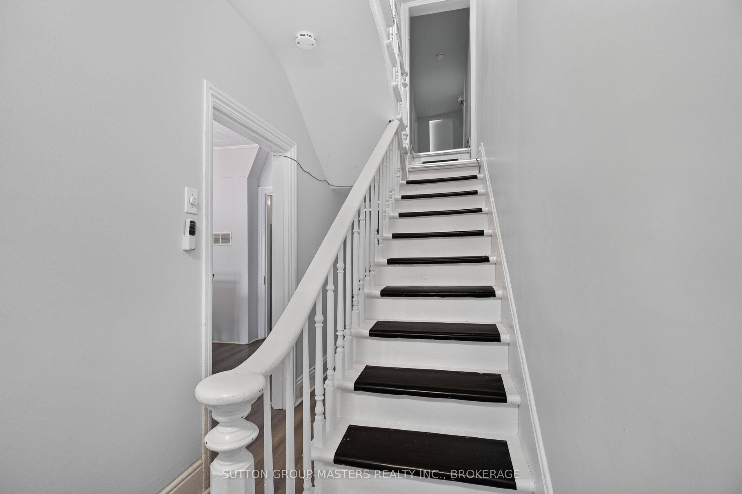 378 Barrie Street