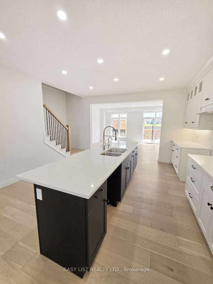 10 Kay Crescent