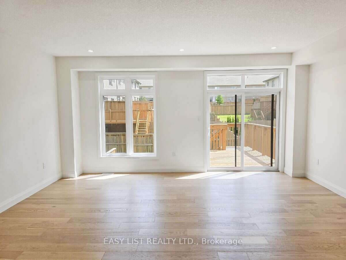 10 Kay Crescent