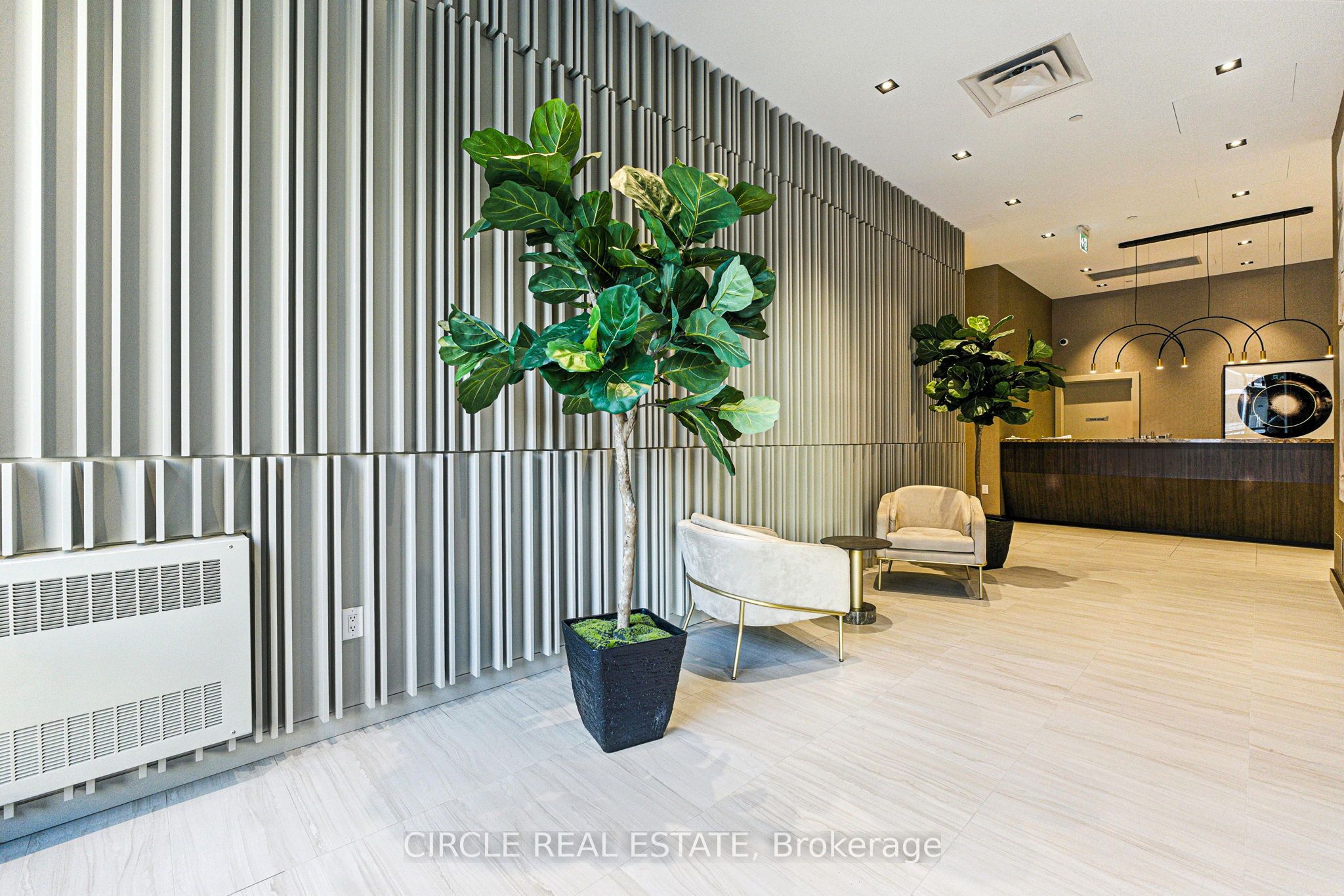 60 Honeycrisp Crescent 201