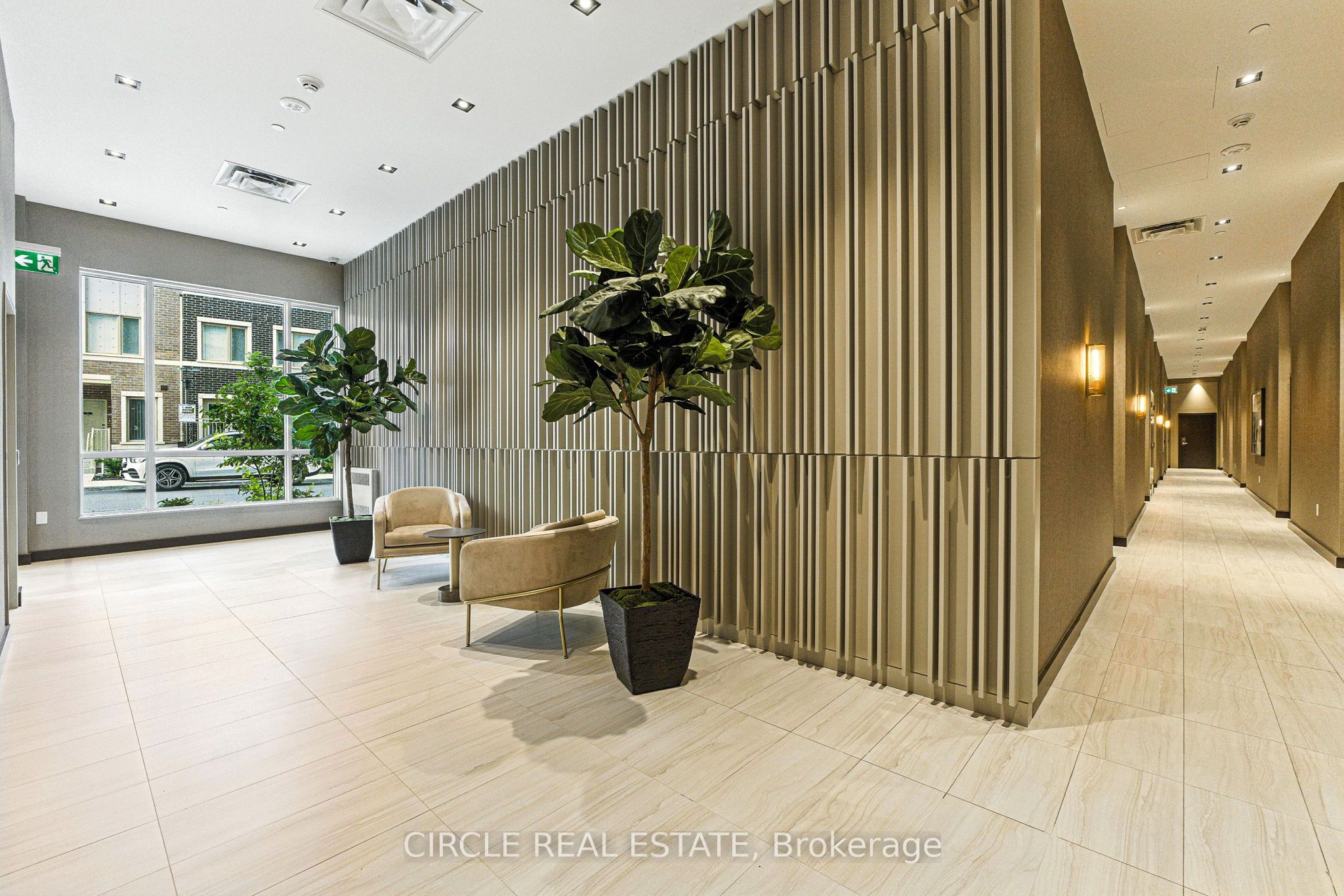 60 Honeycrisp Crescent 201