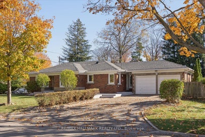 252 Harold Avenue Whitchurch-Stouffville ON L4A 1C1