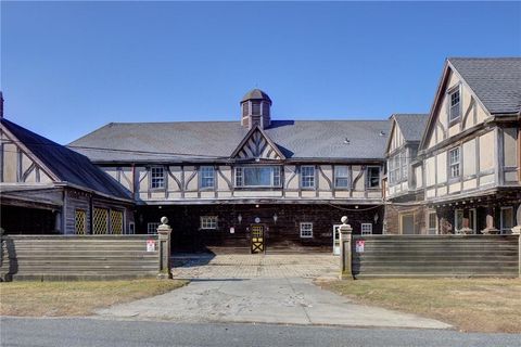 173 Coggeshall Avenue, Newport, RI 02840 - MLS#: 1378570