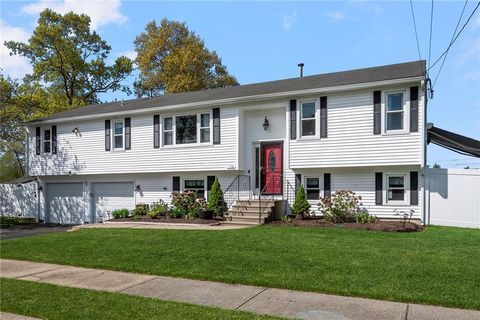 136 Wilde Field Drive, Warwick, RI 02889 - MLS#: 1383336