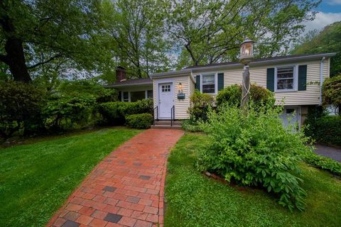 83 Darling Street, Warwick, RI 02886 - MLS#: 1384724