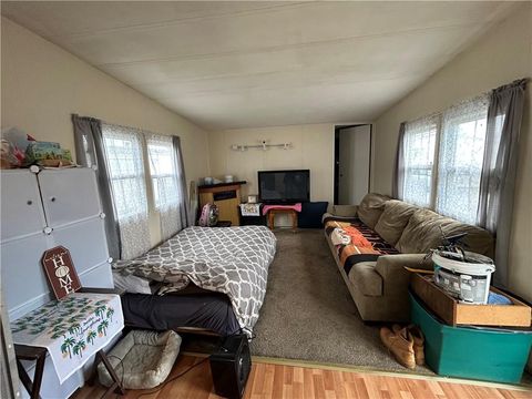 13 Second Street, Portsmouth, RI 02871 - MLS#: 1381736