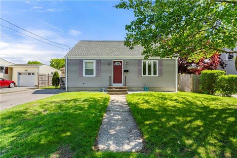 328 Maple Street, Warwick, RI 02888 - MLS#: 1384585
