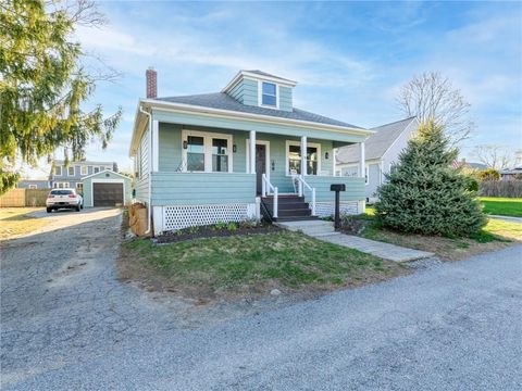 19 Bates Avenue, Warwick, RI 02888 - MLS#: 1382423