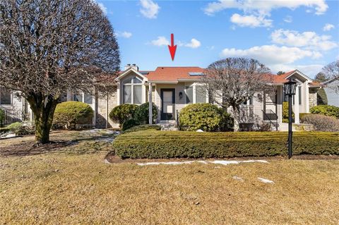 4 Shadowbrook Lane Unit C, Smithfield, RI 02917 - MLS#: 1379125