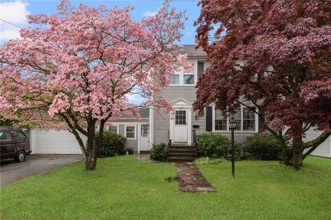 35 Miles Avenue, East Providence, RI 02914 - MLS#: 1384385