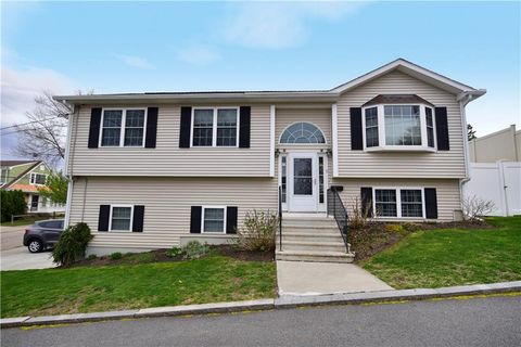 1 Augusta Street, Providence, RI 02908 - MLS#: 1383306