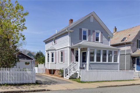 52 Hall Avenue, Newport, RI 02840 - MLS#: 1382919