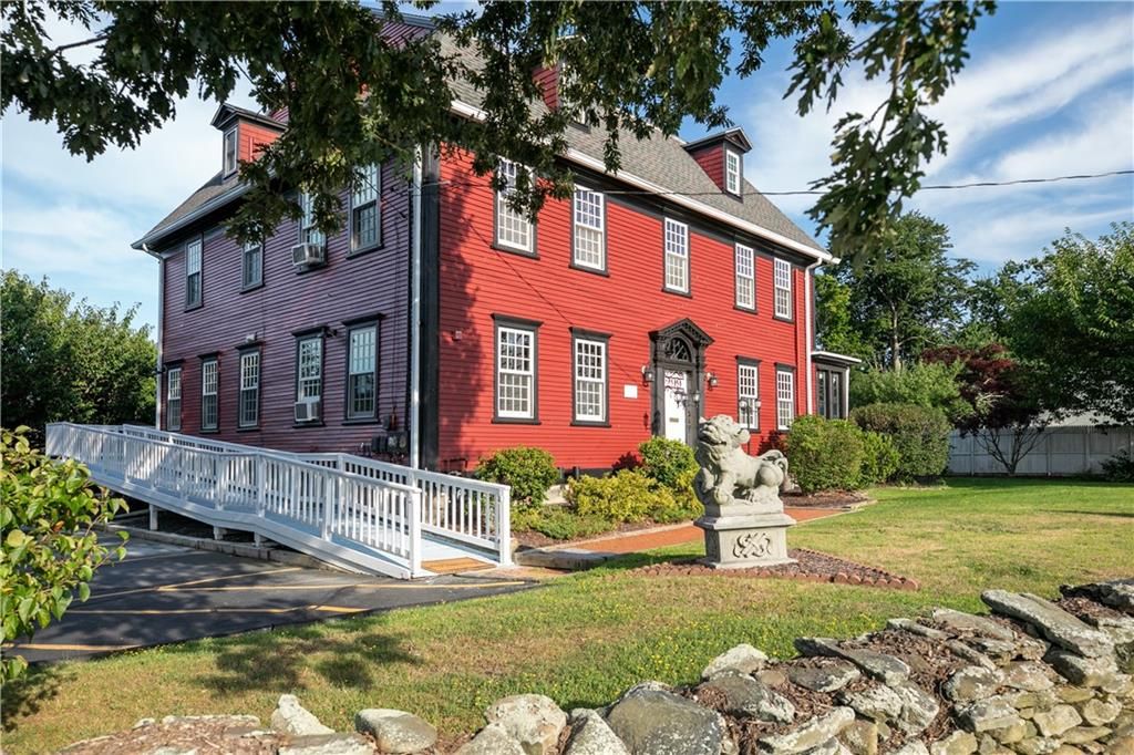 299 West Main Road, Middletown, RI 02842 MLS 1365436 Listing