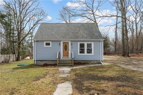 56 Wood Avenue, Tiverton, RI 02878 - MLS#: 1380378