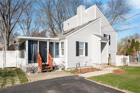 251 Mendon Road, Woonsocket, RI 02895 - MLS#: 1382981
