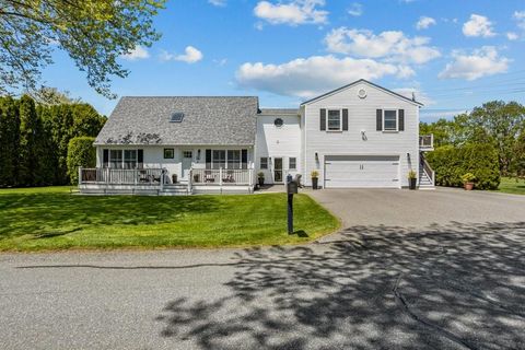 56 Pasture Farm Drive, Middletown, RI 02842 - MLS#: 1383292