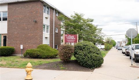 76 Park Street Unit C1, Pawtucket, RI 02860 - MLS#: 1385533