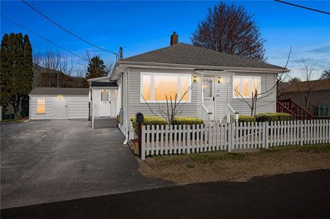 77 Sidney Avenue, Woonsocket, RI 02895 - MLS#: 1381615