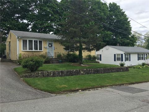 17 Woodcliff Avenue, North Providence, RI 02911 - MLS#: 1385509