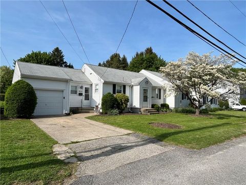 122 Cannon Street, Cranston, RI 02920 - MLS#: 1385053