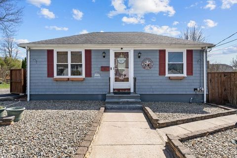 84 Wales Street, Cranston, RI 02920 - MLS#: 1381221