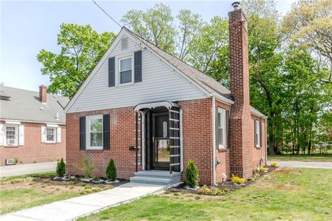 46 Freeman Street, Warwick, RI 02886 - MLS#: 1383432