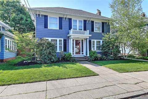 14 Lafayette Street, Pawtucket, RI 02860 - MLS#: 1379955