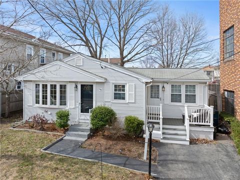 544 Daggett Avenue, Pawtucket, RI 02861 - MLS#: 1381414