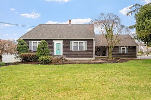 2460 Mendon Road, Cumberland, RI 02864 - MLS#: 1381834