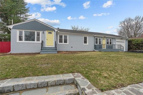 44 North Williams Street, Johnston, RI 02919 - MLS#: 1381506