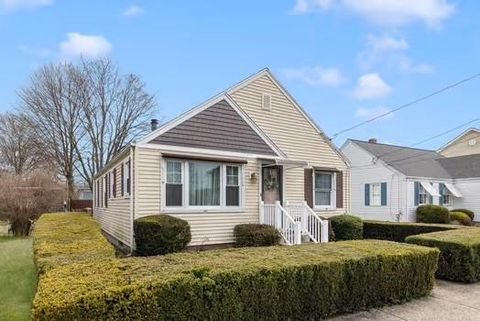 207 Bloodgood Street, Pawtucket, RI 02861 - MLS#: 1383103