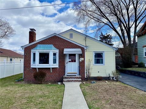 20 Magnolia Street, Cranston, RI 02910 - MLS#: 1381070