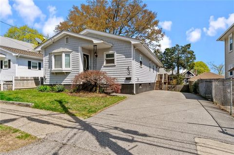 43 Huxley Avenue, Providence, RI 02908 - MLS#: 1384902