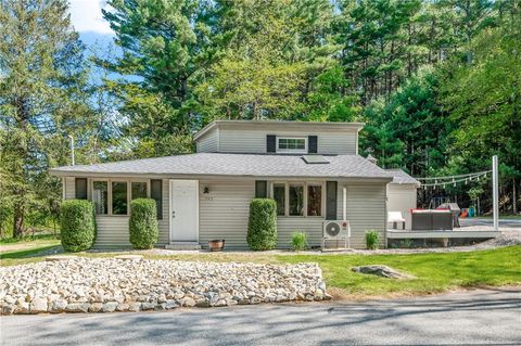 745 Eagle Peak Road, Burrillville, RI 02859 - MLS#: 1384353