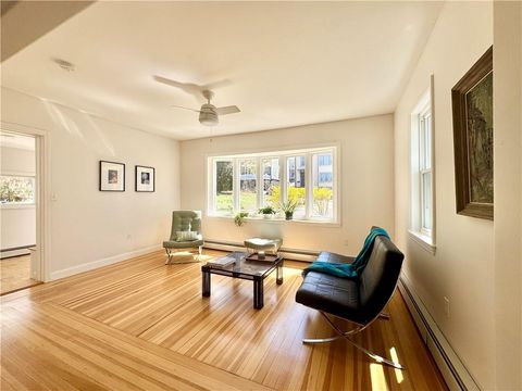 64 Evergreen Street, Providence, RI 02906 - MLS#: 1382640