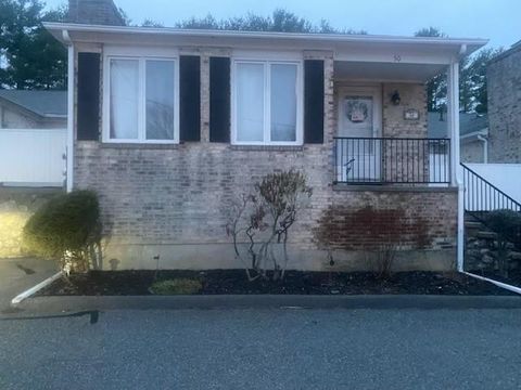 50 Hawthorne Street Unit 50, North Providence, RI 02904 - MLS#: 1381230