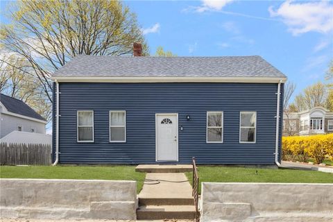 103 Pleasent Street, Woonsocket, RI 02895 - MLS#: 1383519