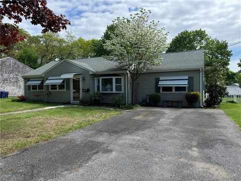 6 Sherwood Avenue, Warwick, RI 02888 - MLS#: 1384409