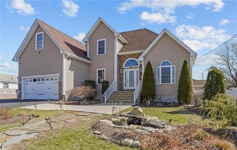 5 Orchard Street, North Providence, RI 02911 - MLS#: 1381332