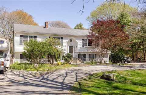 246 Long Highway, Little Compton, RI 02837 - MLS#: 1383782