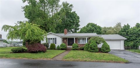 36 Loomis Street, Cranston, RI 02920 - MLS#: 1385140